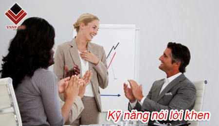 ky-nang-noi-loi-khen